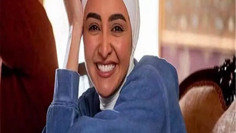 هلا رشدي عن معاناتها من الاكتئاب: كنت بخبط دماغي في الحيطة