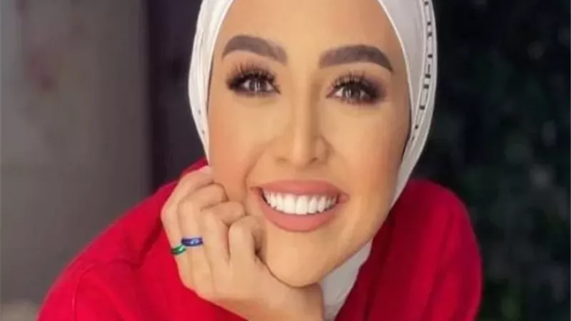 هلا رشدي: زوجي كان صبورًا علىّ خلال الاكتئاب وساعدني تخطي المرحلة
