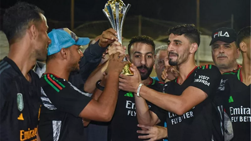 المرحوم محمد صلاح بطلا لدورة شونى