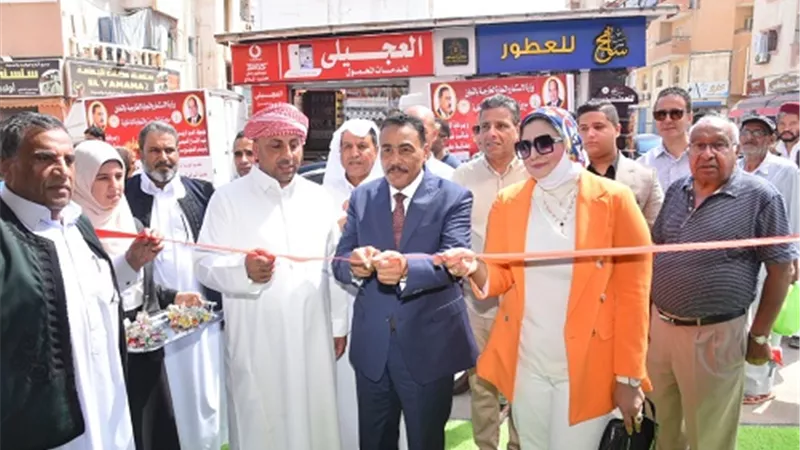محافظ مطروح يفتتح معرض 