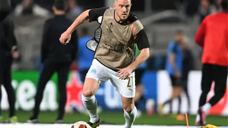 مقابل 4 ملايين يورو.. ليون الفرنسي يعلن التعاقد مع 