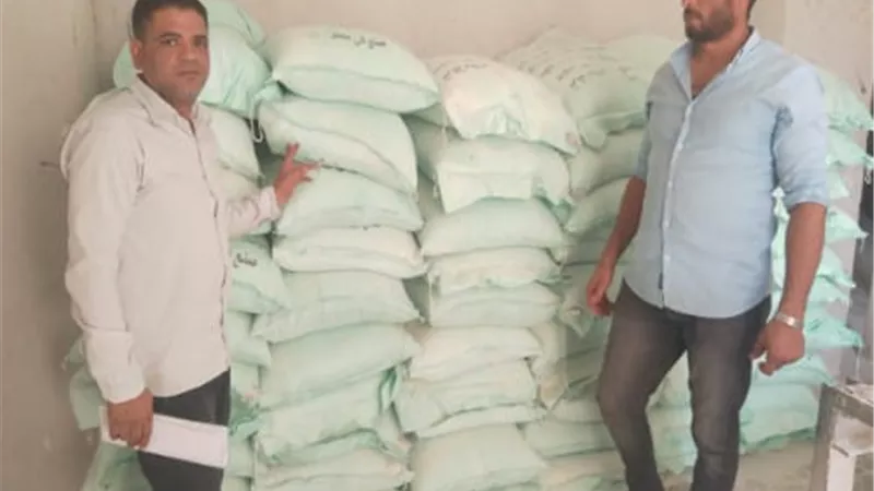 ضبط مخزنًا يتاجر في الدقيق المدعم بالقناطر الخيرية