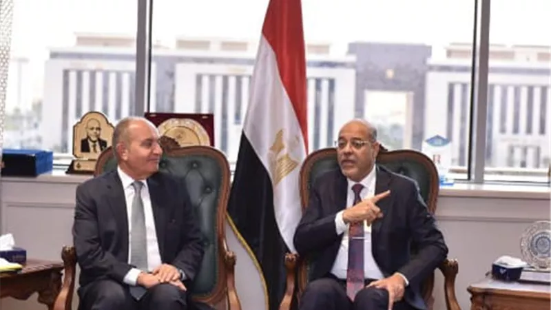 وزير العمل ببحث الملفات المشتركة مع سفير الأردن بالقاهرة