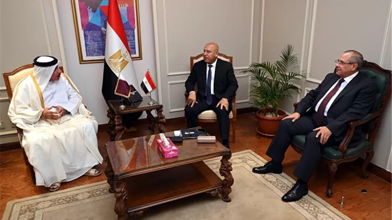 كامل الوزير يبحث مع نظيره القطري زيادة حجم الاستثمارات في مصر