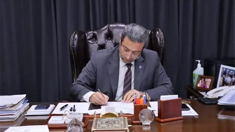 إعدام مواد غذائية غير صالحة للإستهلاك الآدمي بأسواق دمياط