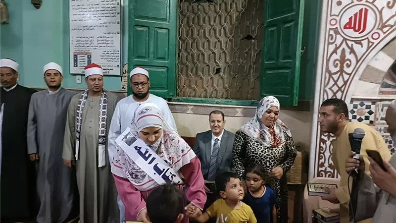 تكريم حفظة القرآن الكريم إحتفالا بالمولد النبوي ببني سويف