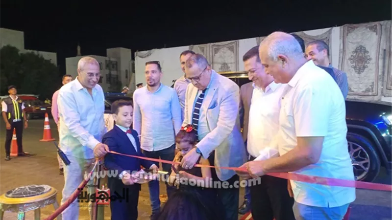 محافظ جنوب سيناء يفتتح معرض 