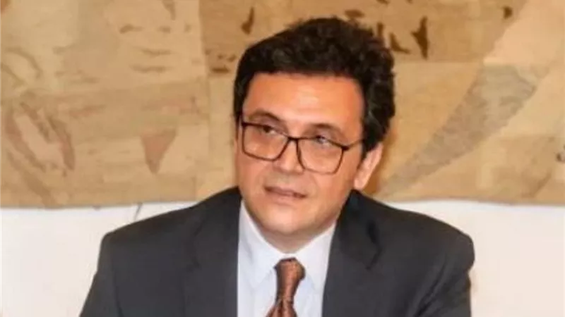 وزير الثقافة ينعى الفنان حلمي التوني
