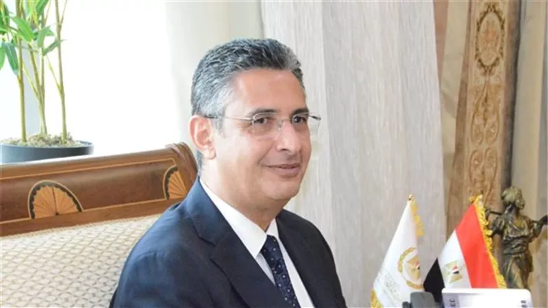 وزير التموين يكشف حقيقة حذف من يمتلك جهاز تكييف من بطاقات التموين