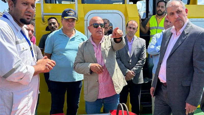 ميناء الأسكندرية يستلم2 لنش مكافحة تلوث ويضمهم لأسطوله من البحرية