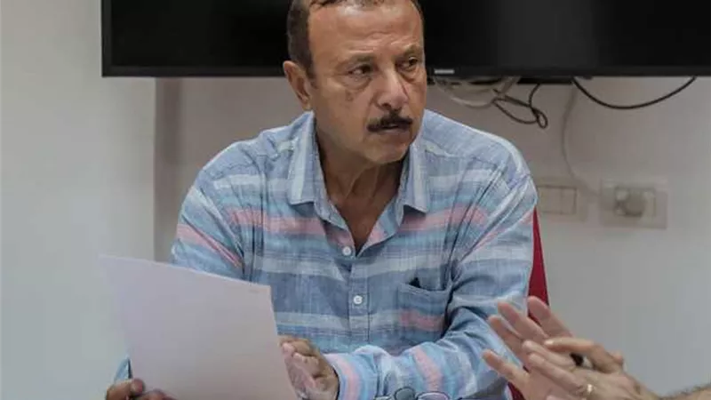 محسن صالح : لم يعد هناك لاعبا يمضي على بياض حبا في الأهلي