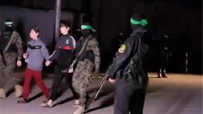 الاحتلال يفتح تحقيقا وحول وثائق ملفقة لحماس للتأثير ضد صفقة التبادل