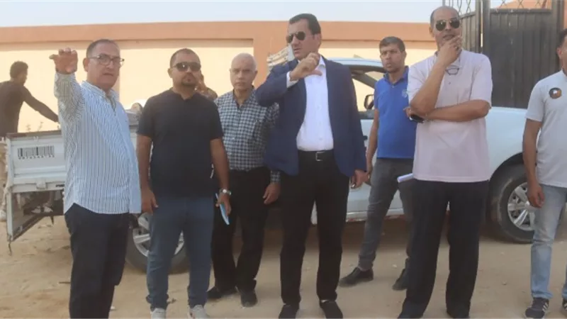 جهاز العاشر والإدارة التعليمية يتفقدا تجهيزات مدرسة حي الأندلس