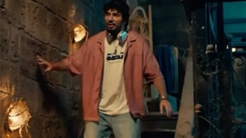 بالفيديو.. محمد أنور يخوض مغامرات مع الجن والعفاريت فى 