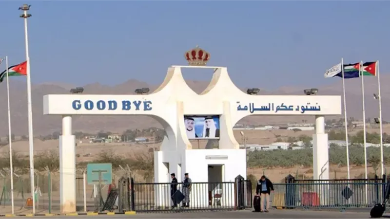 الأردن يعلن إعادة فتح جسر الملك حسين أمام حركة السفر الإثنين