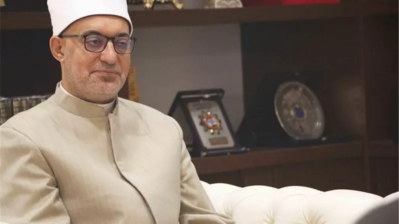 مفتي الجمهورية يُثمِّن القِيمة الدينية لمُبادرة بناء الإنسان
