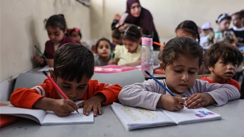 تدشين مدارس افتراضية في غزة لأول مرة منذ بدء الحرب