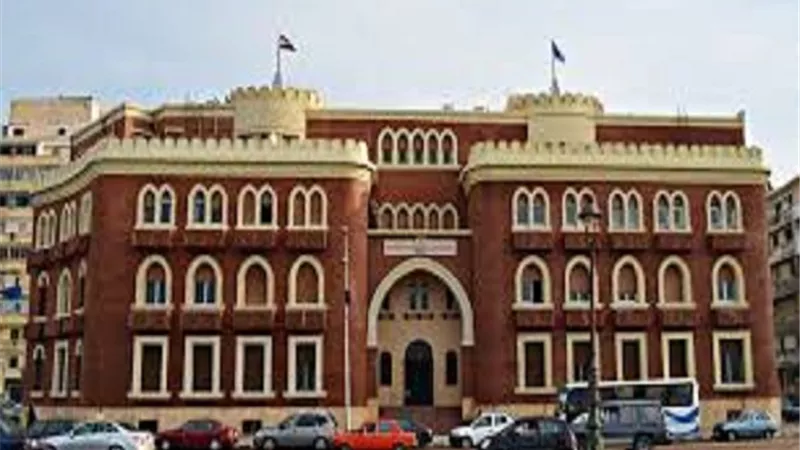 جامعة الإسكندرية تستقبل وفد منظمة التعاون والتنمية الاقتصادية