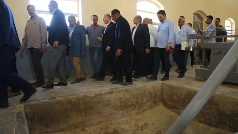محافظ كفرالشيخ يتفقد وحدة علف ميت علوان بعاصمة المحافظة
