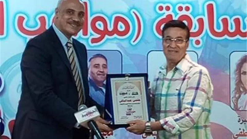أحمد سليمان يكرم أعضاء لجنة تحكيم مواهب الجمهورية الجديدة