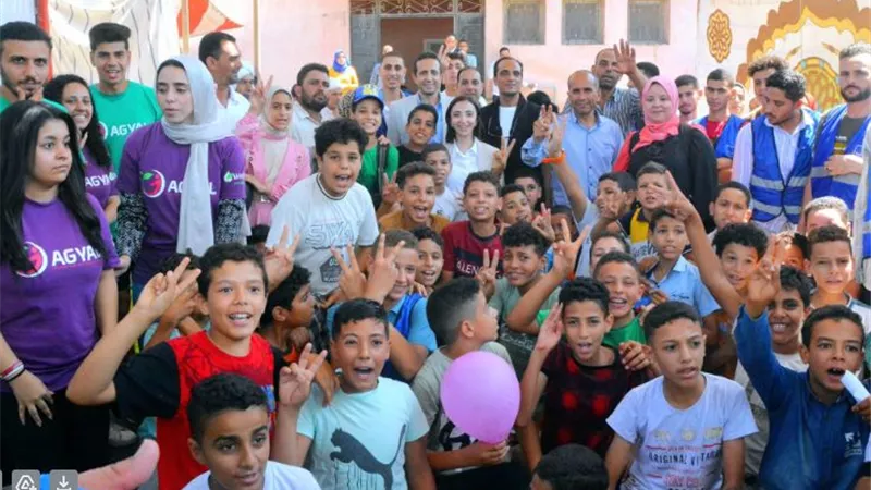 جاكلين عازرتتفقد مركز الشباب و تحيل العاملين بالجمعية للتحقيق
