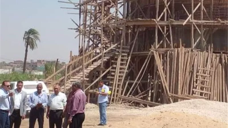 السكرتير العام المساعدلمحافظة سوهاج يتفقد عددا من المشروعات بطهطا