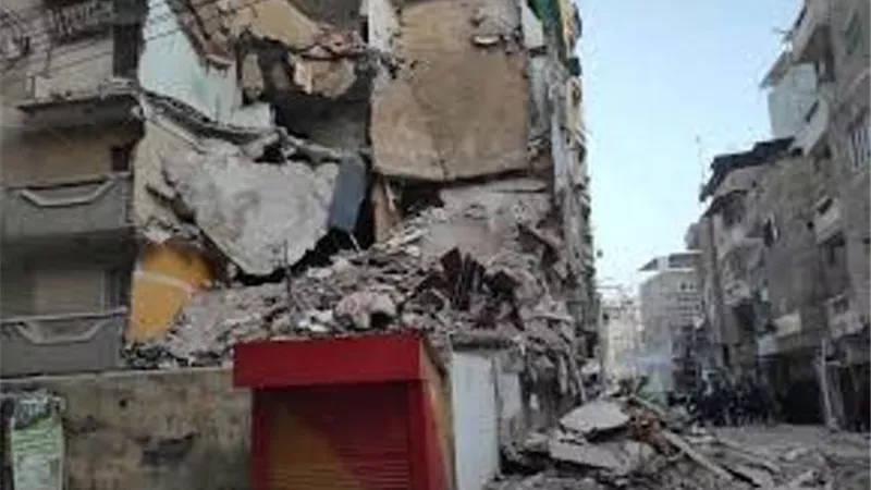 انتداب لجنة هندسية لمعاينة موقع انهيار جزء من عقار بمنطقة الساحل