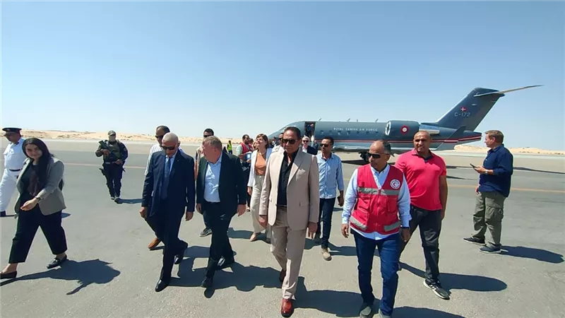 محافظ شمال سيناء يستقبل وزير الخارجية الدنماركي