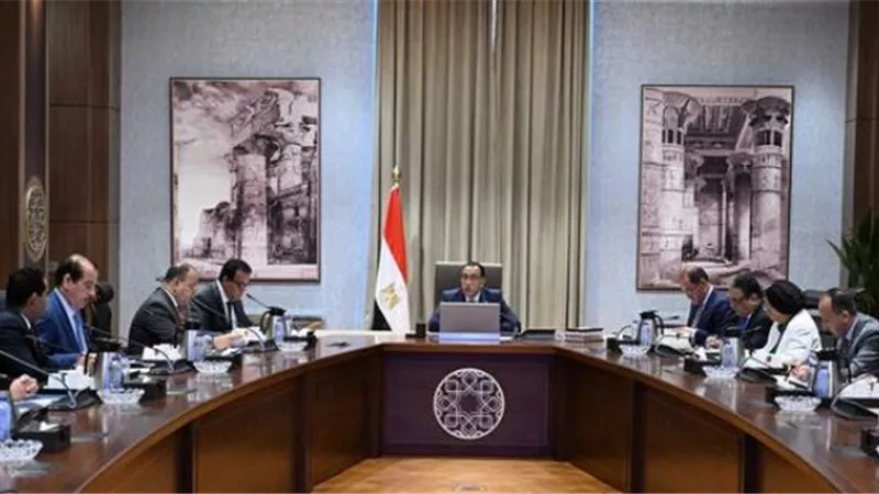 مدبولي يتابع الموقف التنفيذي والمالي للخدمات التي تقدمها الرعايةالصحية