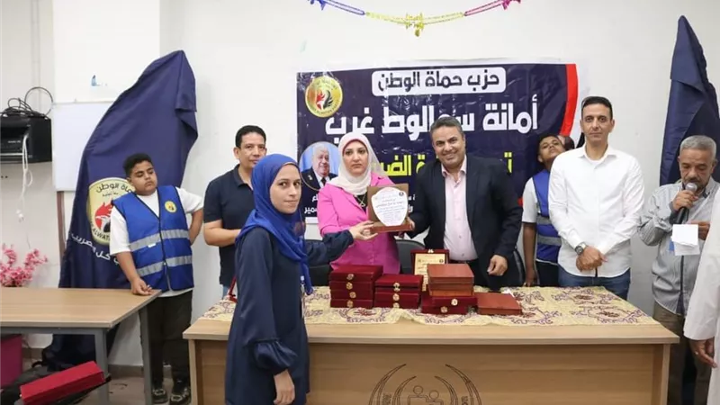 حماة الوطن يكرم الأطقم الطبية في المستشفى النموذجي بسمالوط