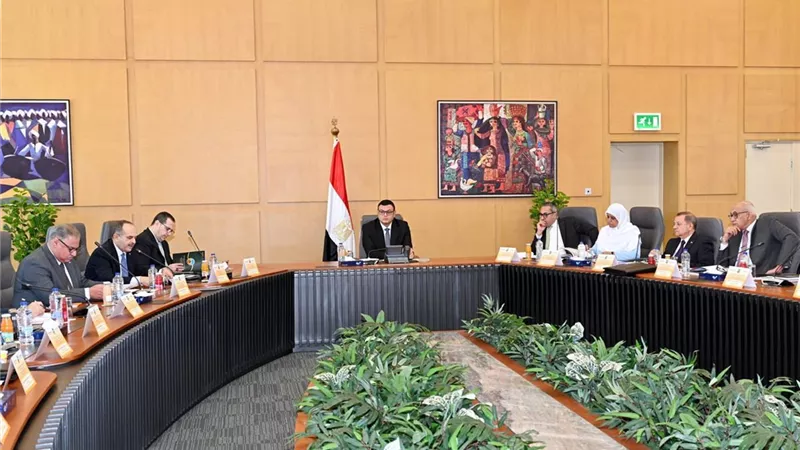 وزير الإسكان يعتمد ميزانية المقاولون العرب وزيادة رأس المال