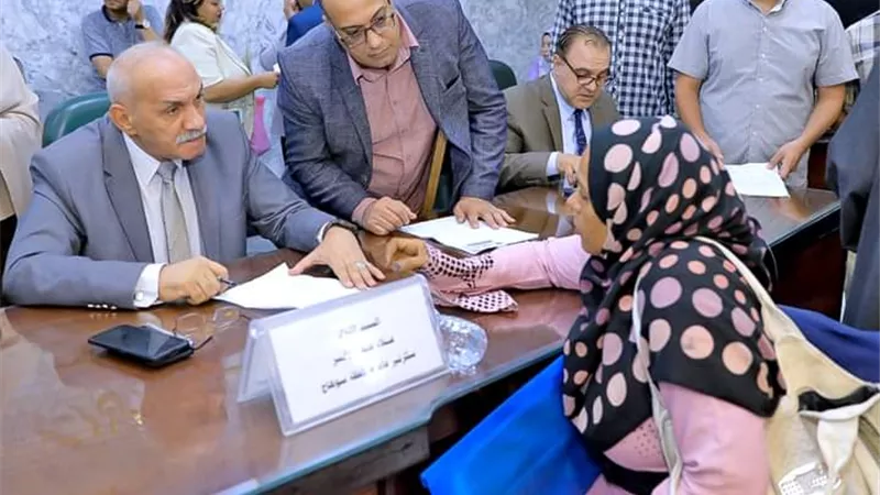 311 مواطن يعرضون مشاكلهم وطلباتهم من مختلف مراكز المحافظة