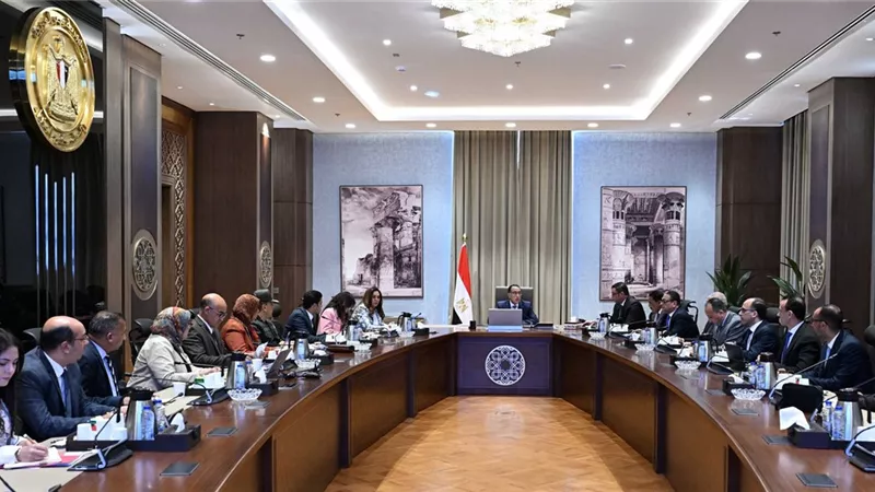 مدبولى يتابع تنفيذ المرحلة الأولى من مشروع تنمية رأس الحكمة