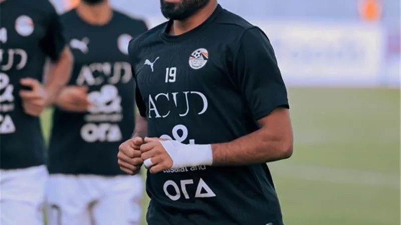منتخب مصر يجري عمليات الإحماء قبل مواجهة بوتسوانا.. صور