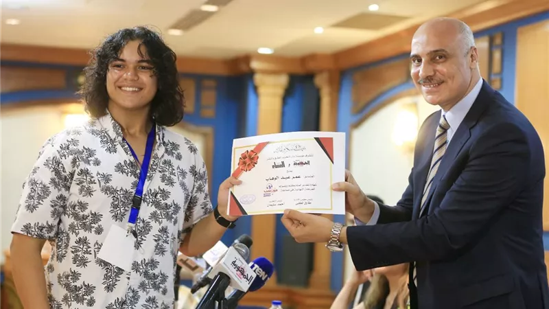 والد عمر احمد الفائز بالمركز الاول: أشكر القائمين على هذا الحفل