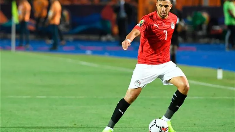 تريزيجيه: أخفيت إصابتي عن حسام حسن حتى لا يستبعدني من المنتخب