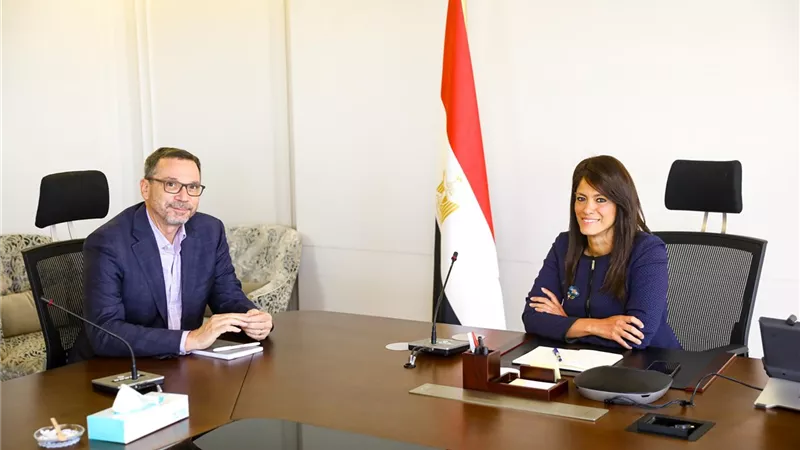 المشاط تلتقي رئيس بورصة المناخ في نيويورك