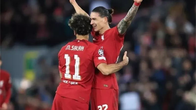 شاهد الأسطورة محمد صلاح يتحدث عن داروين نونيز .. فيديو