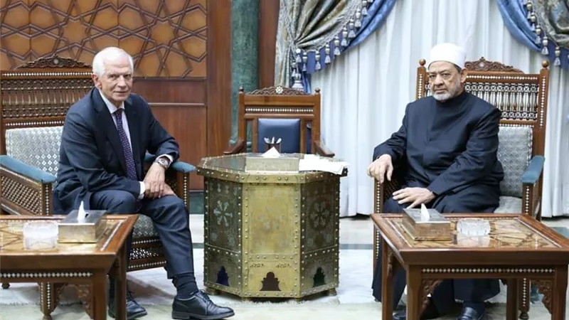 شيخ_الأزهر يسأل ممثل الاتحاد الأوروبي: هل هناك حل لوقف العدوان؟
