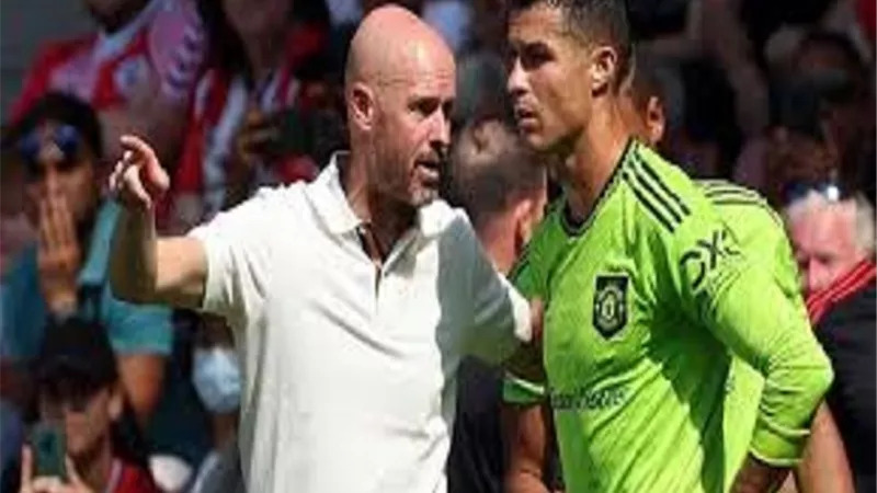 رونالدو يشن هجوما حادا على مدرب مانشستر يونايتد