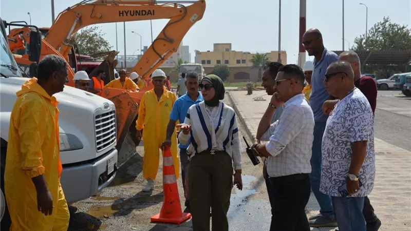 السويس الجديدة تستعد للأمطار.. رئيس الجهاز تتابع خطط الطوارئ