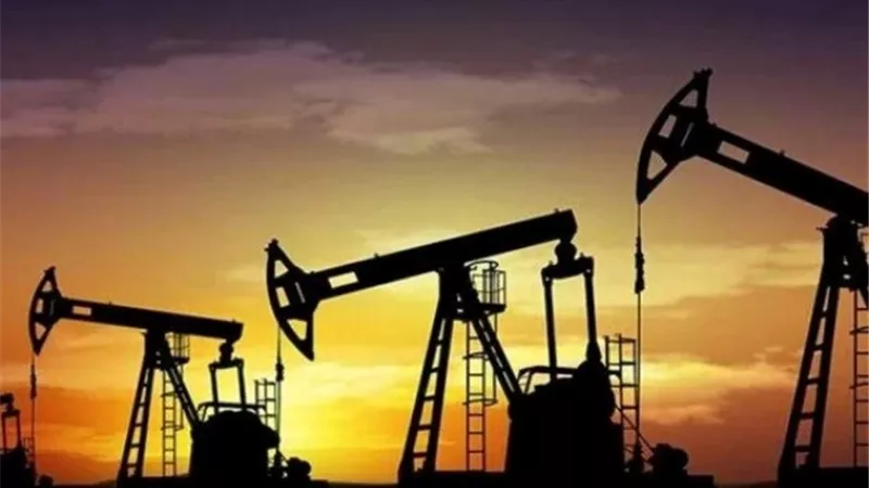 أسعار النفط اليوم.. خام برنت يسجل 70.89 دولار للبرميل