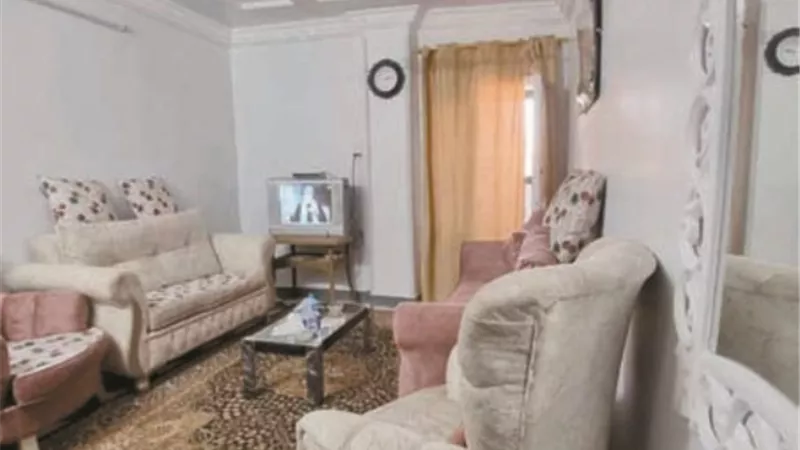 شقة ايجار وكفالة شهرية لـ 