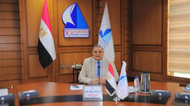 دسوقي يهنئ السيد رئيس الجمهورية والشعب بذكرى المولد النبوي