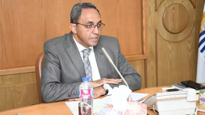 محافظ قنا يتابع الموقف التنفيذى لمشروعات التنمية الحضرية