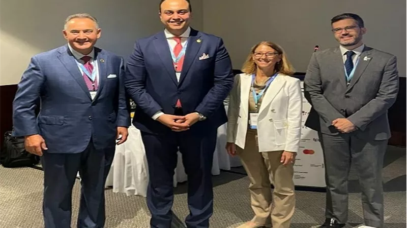 رئيس هيئة الرعاية الصحية يستعرض رحلة مصر نحو التغطية الصحية الشاملة