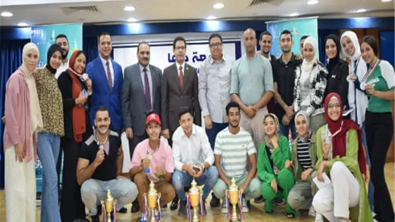 رئيس جامعة بنها: حريصون على دعم الطلاب المتميزين والموهوبين