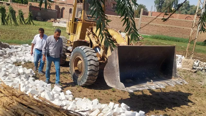 محافظ أسيوط: إزالة 19 حالة تعدي على أملاك الدولة وأراضي زراعية
