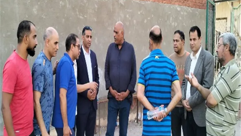 حُزين والفرماوى يتفقدان مركزى شباب سنديون وقها.. وتوجيهات بتطوير ملعب كرة القدم