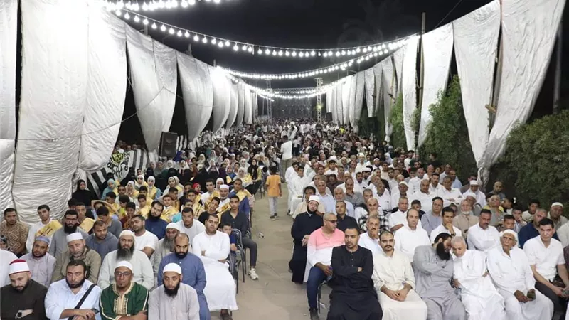 بمناسبة المولد النبوي وبحضور 2000 شخص بالهرم
